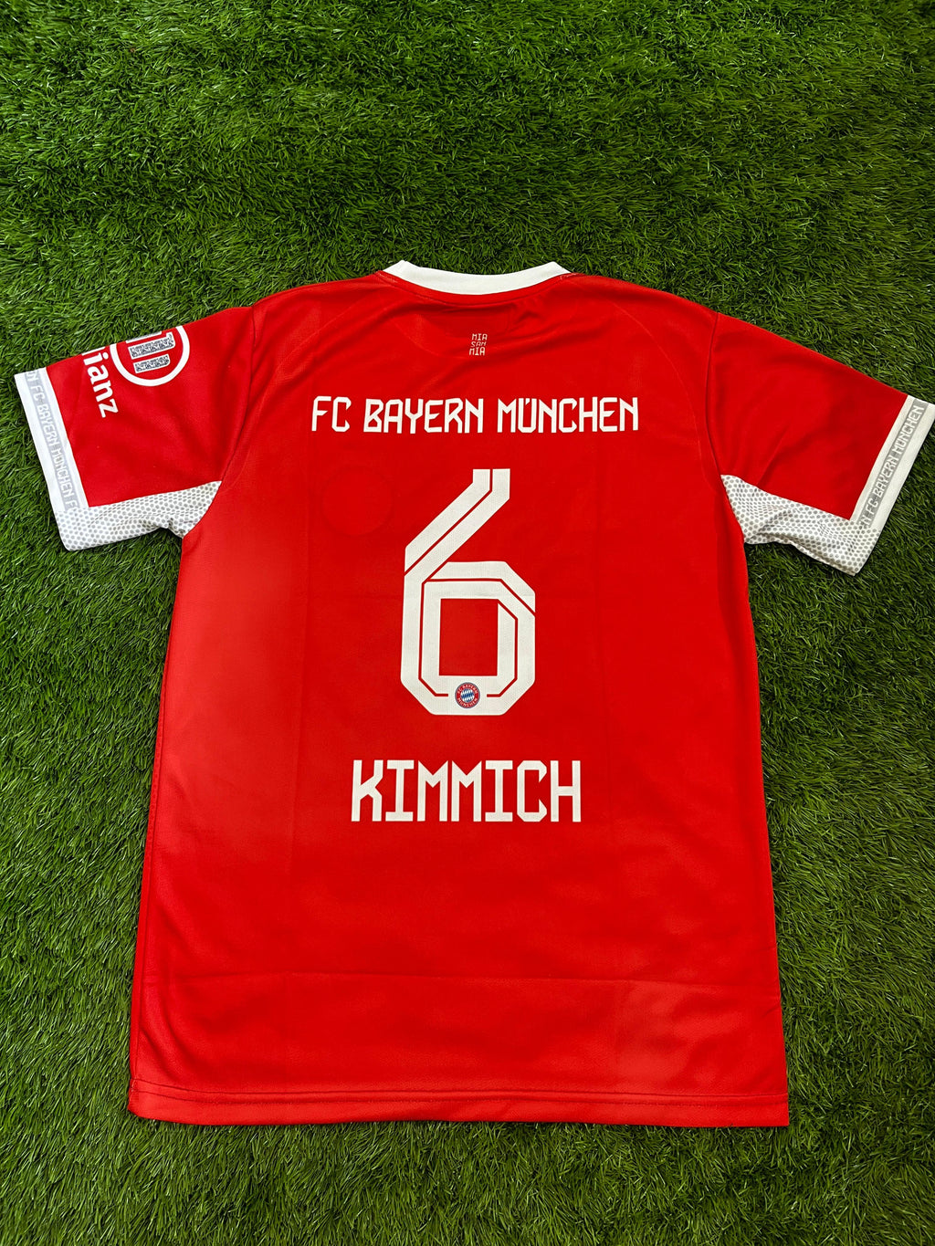 FC BAYERN MUNICH NEW SEASOM HOME KIT