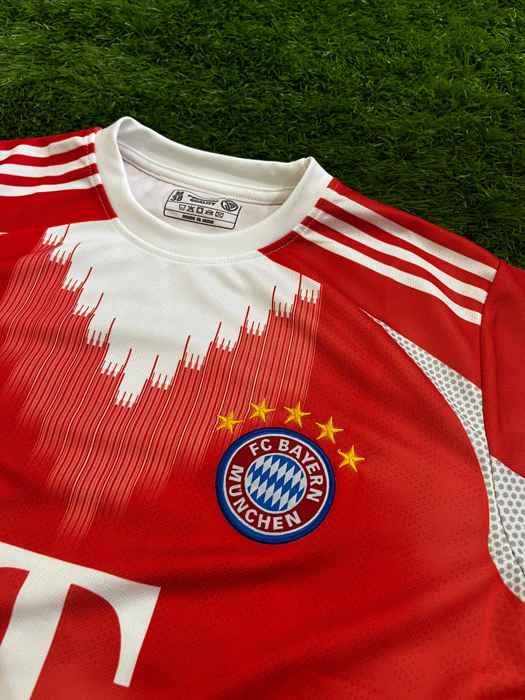 FC BAYERN MUNICH NEW SEASOM HOME KIT