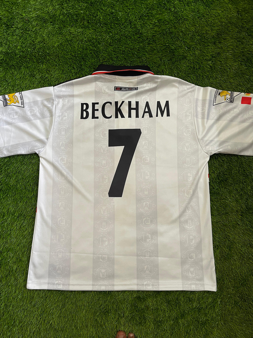 MANCHESTER UNITED BECKHAM RETRO
